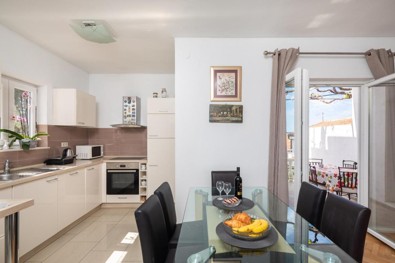 Boja Nel Blu Apartment Stanici Bagian luar foto