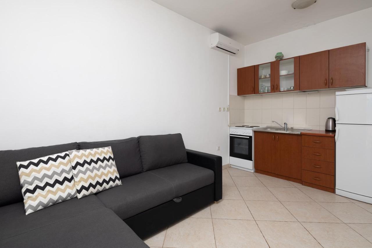 Boja Nel Blu Apartment Stanici Bagian luar foto